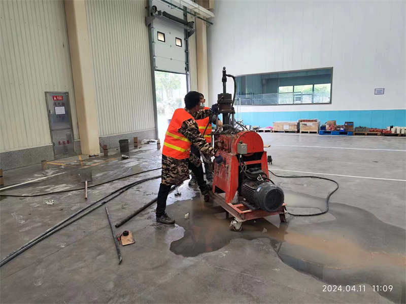 孙吴厂房地面下沉塌陷注浆加固施工